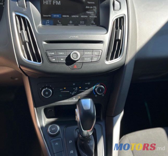 2016' Ford Focus photo #5