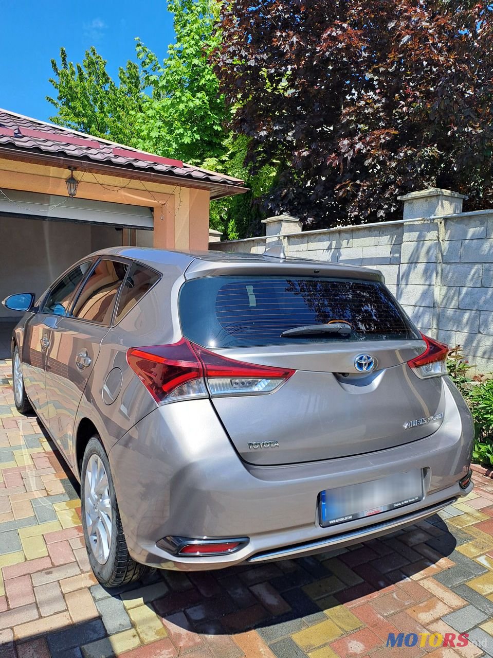 2016' Toyota Auris photo #4