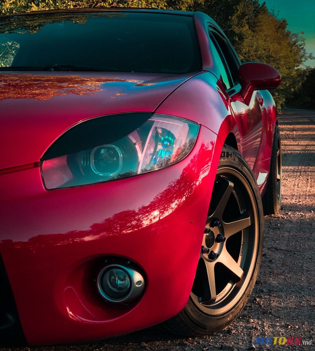 2006' Mitsubishi Eclipse photo #2