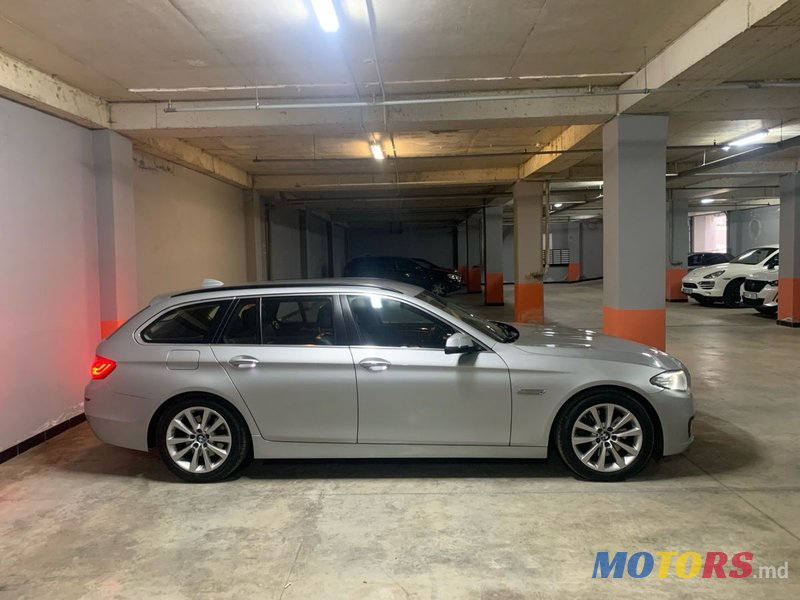 2017' BMW 5 Series photo #4