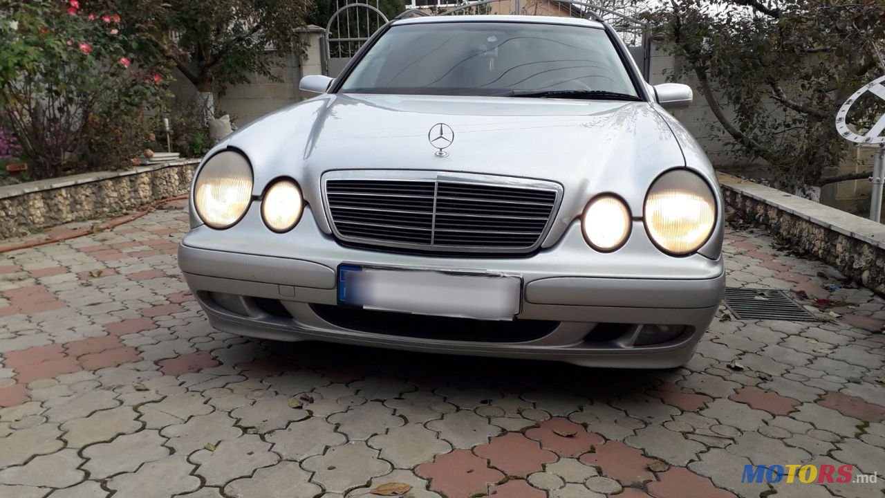 2002' Mercedes-Benz E-Class Wagon photo #1