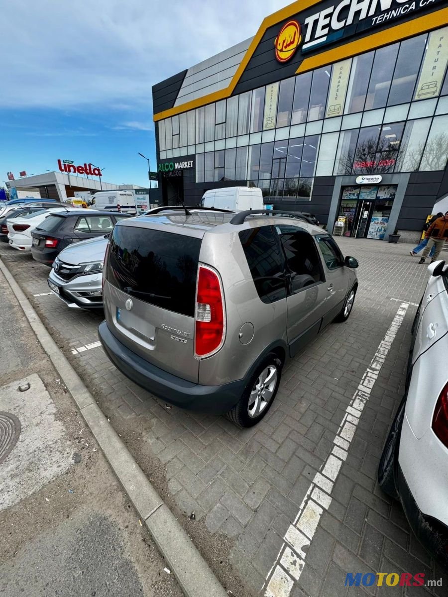2007' Skoda Roomster photo #5