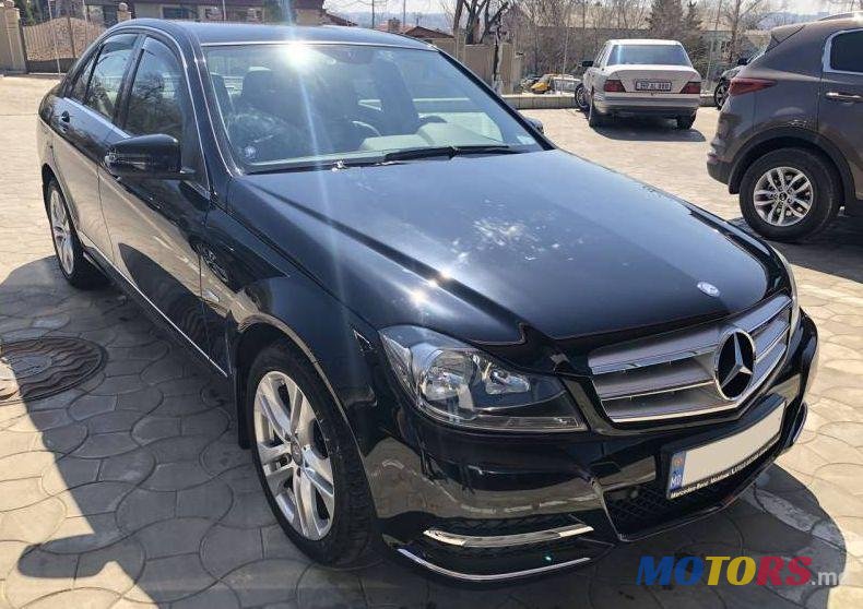 2011' Mercedes-Benz C photo #1