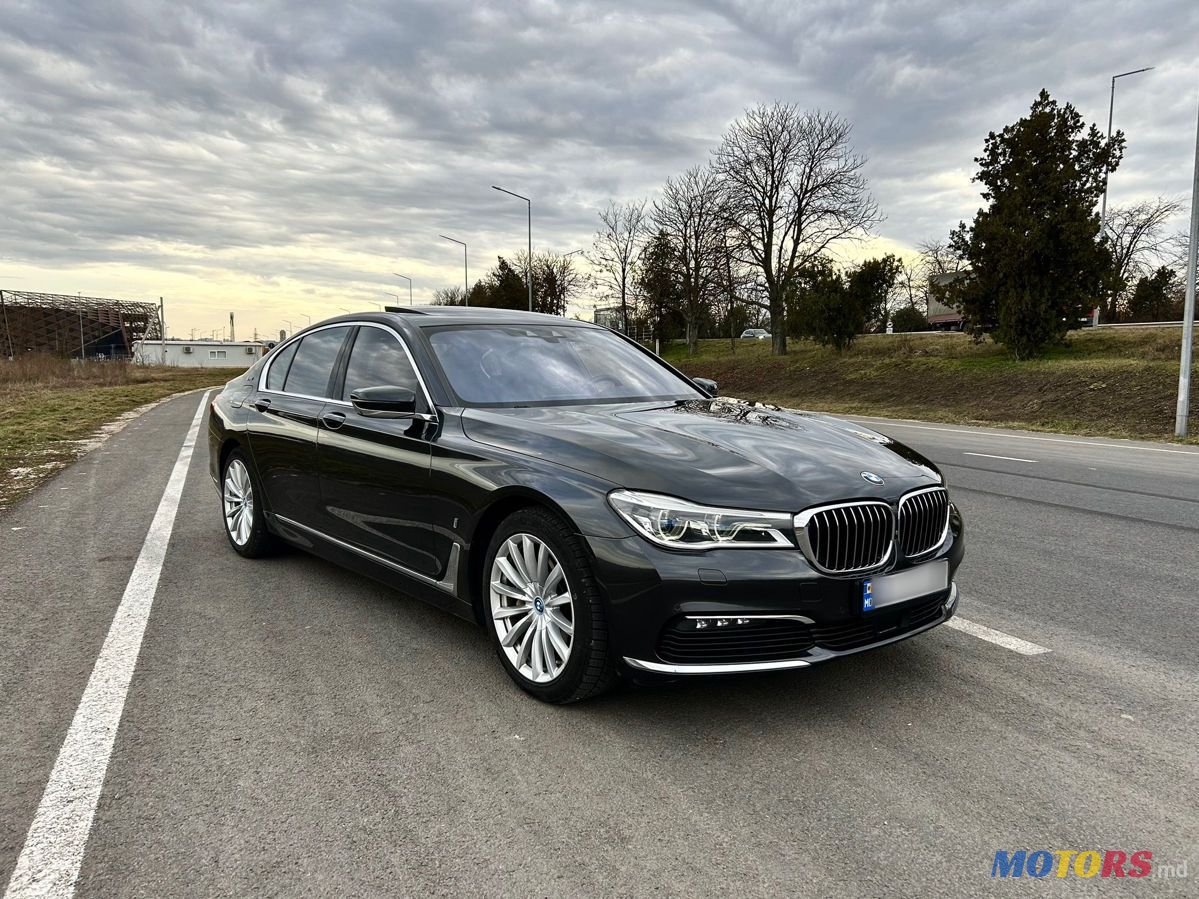2018' BMW 7 Series photo #1