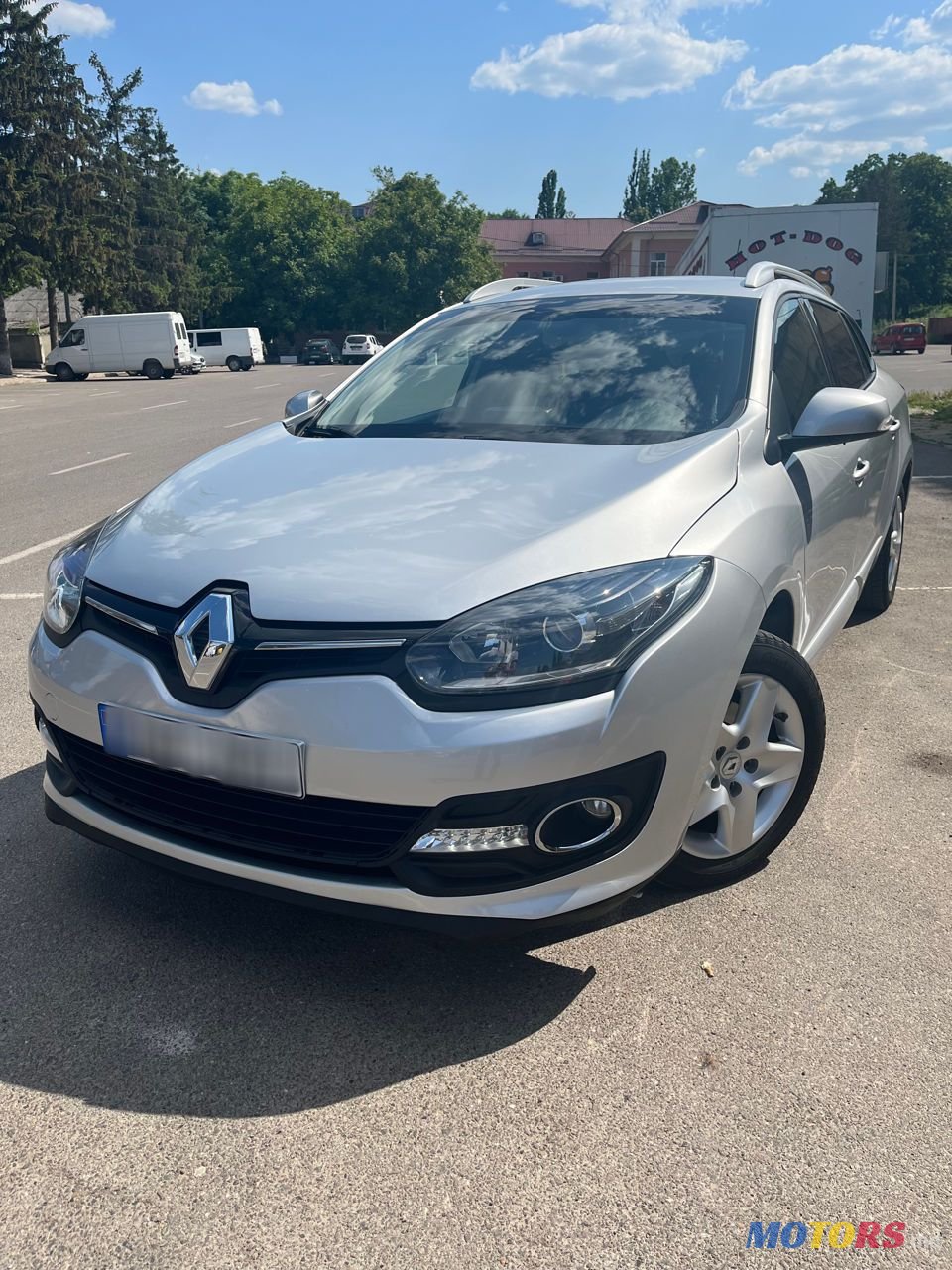 2015' Renault Megane photo #1