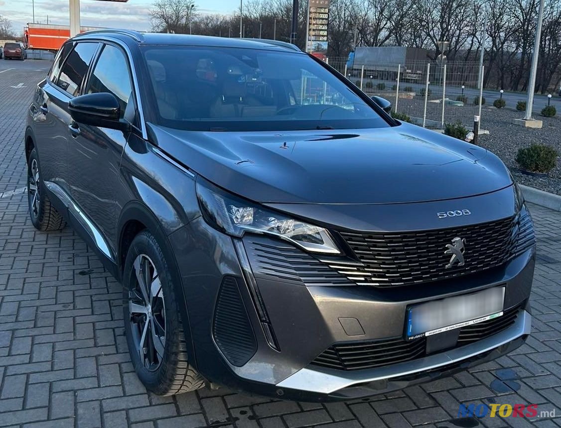 2024' Peugeot 5008 photo #3