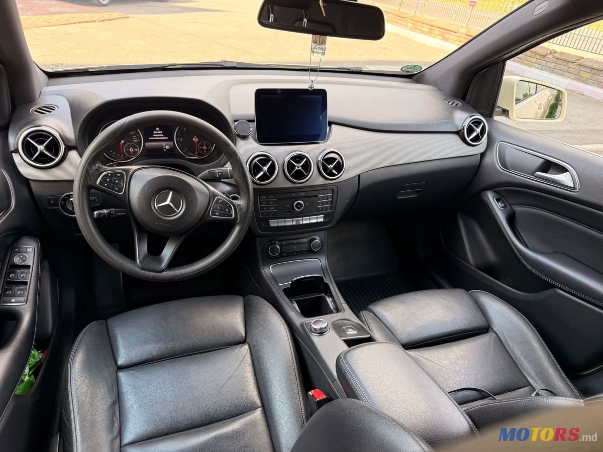 2016' Mercedes-Benz B-Class photo #5
