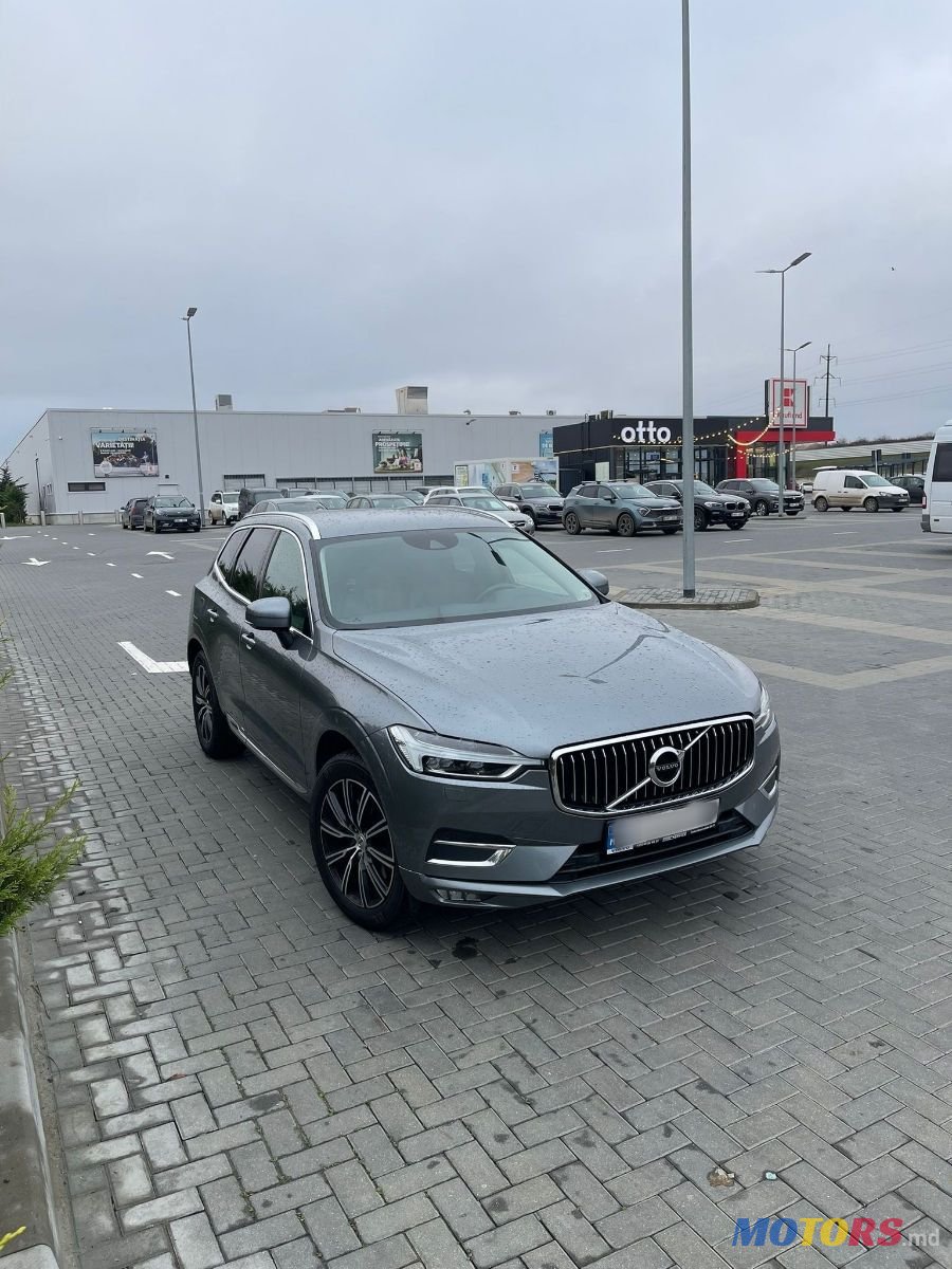 2020' Volvo XC60 photo #3