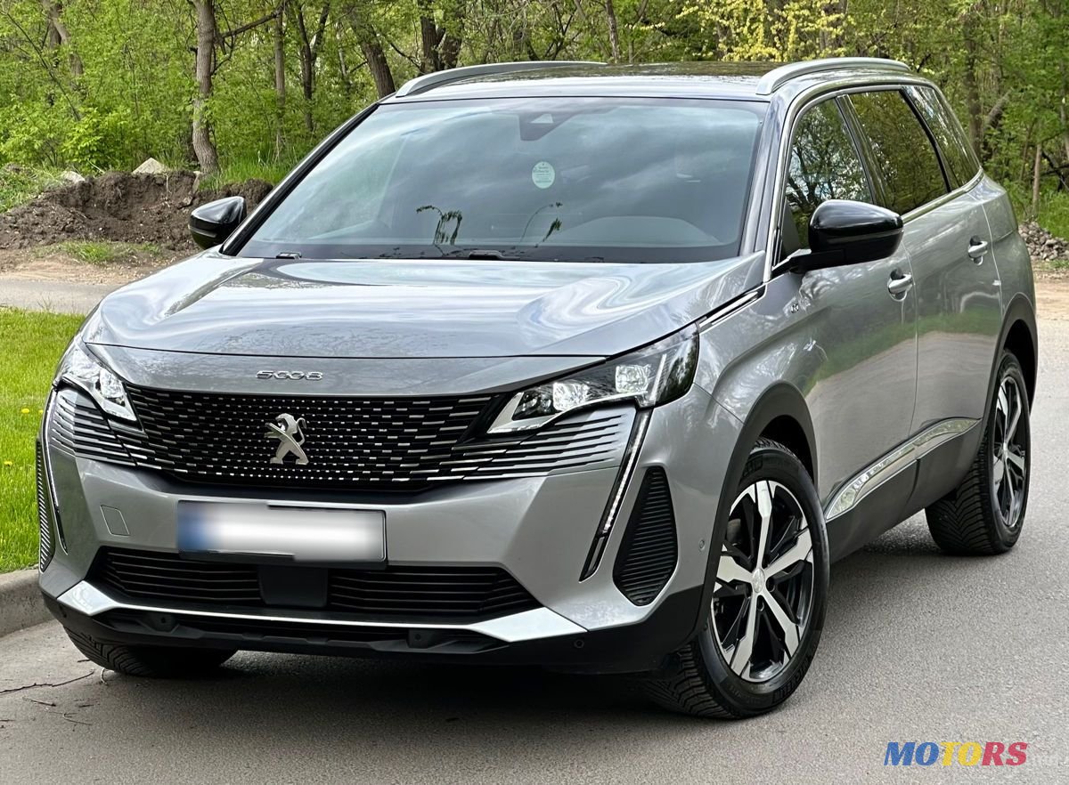 2021' Peugeot 5008 photo #1