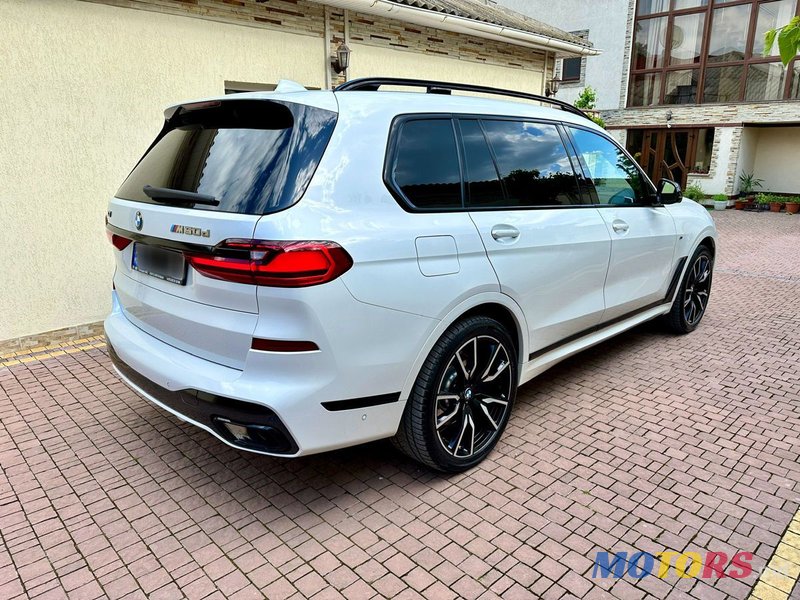 2020' BMW X7 photo #5