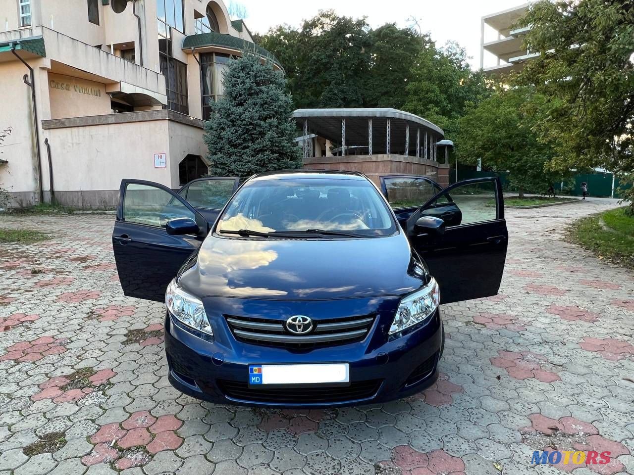 2007' Toyota Corolla photo #2