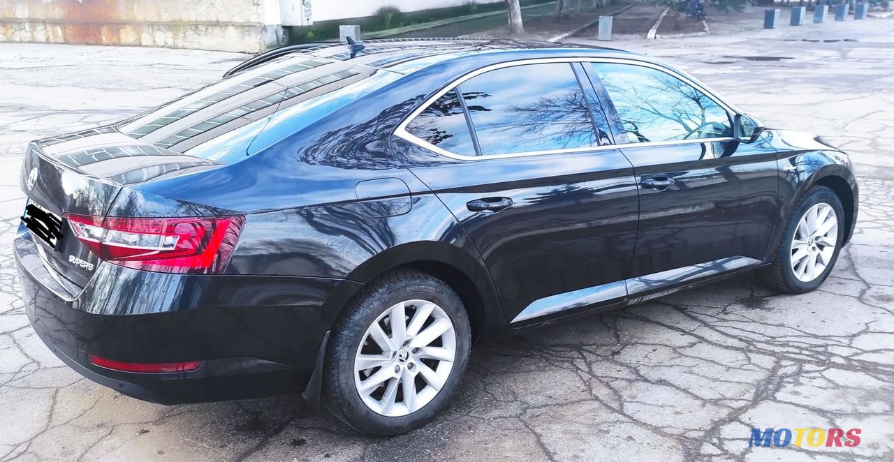 2016' Skoda Superb photo #4