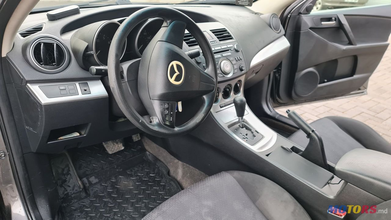 2010' Mazda 3 photo #1