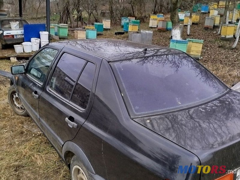 1996' Volkswagen Vento photo #6