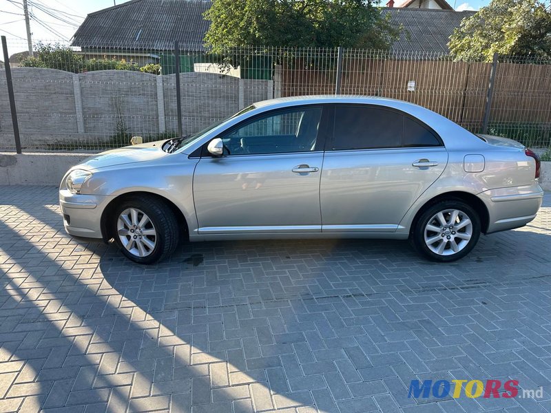 2007' Toyota Avensis photo #2