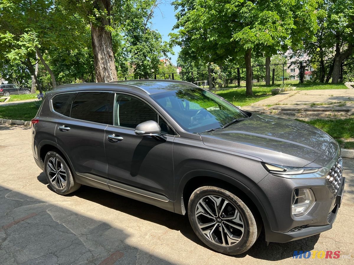 2018' Hyundai Santa Fe photo #6