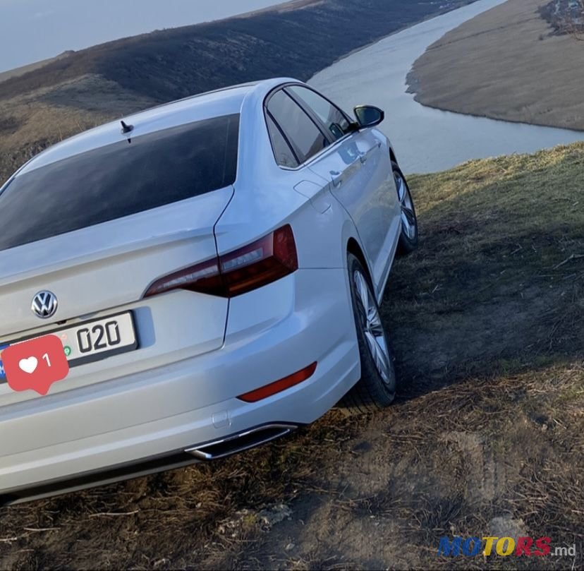 2019' Volkswagen Jetta photo #2