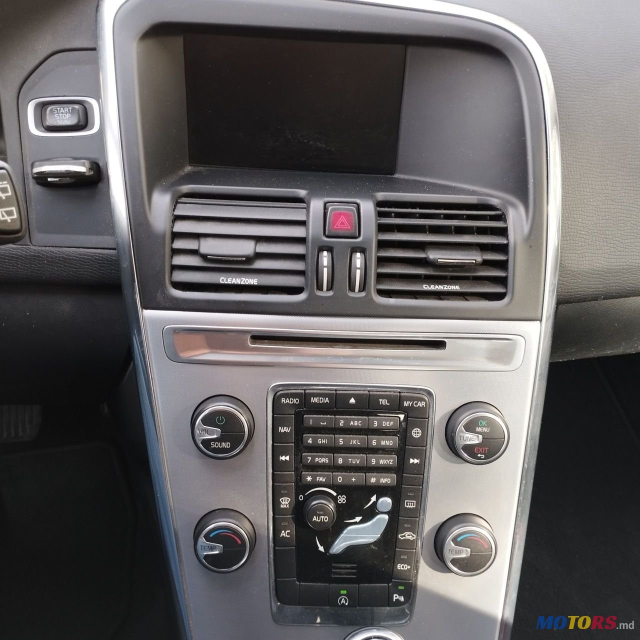 2016' Volvo XC60 photo #3