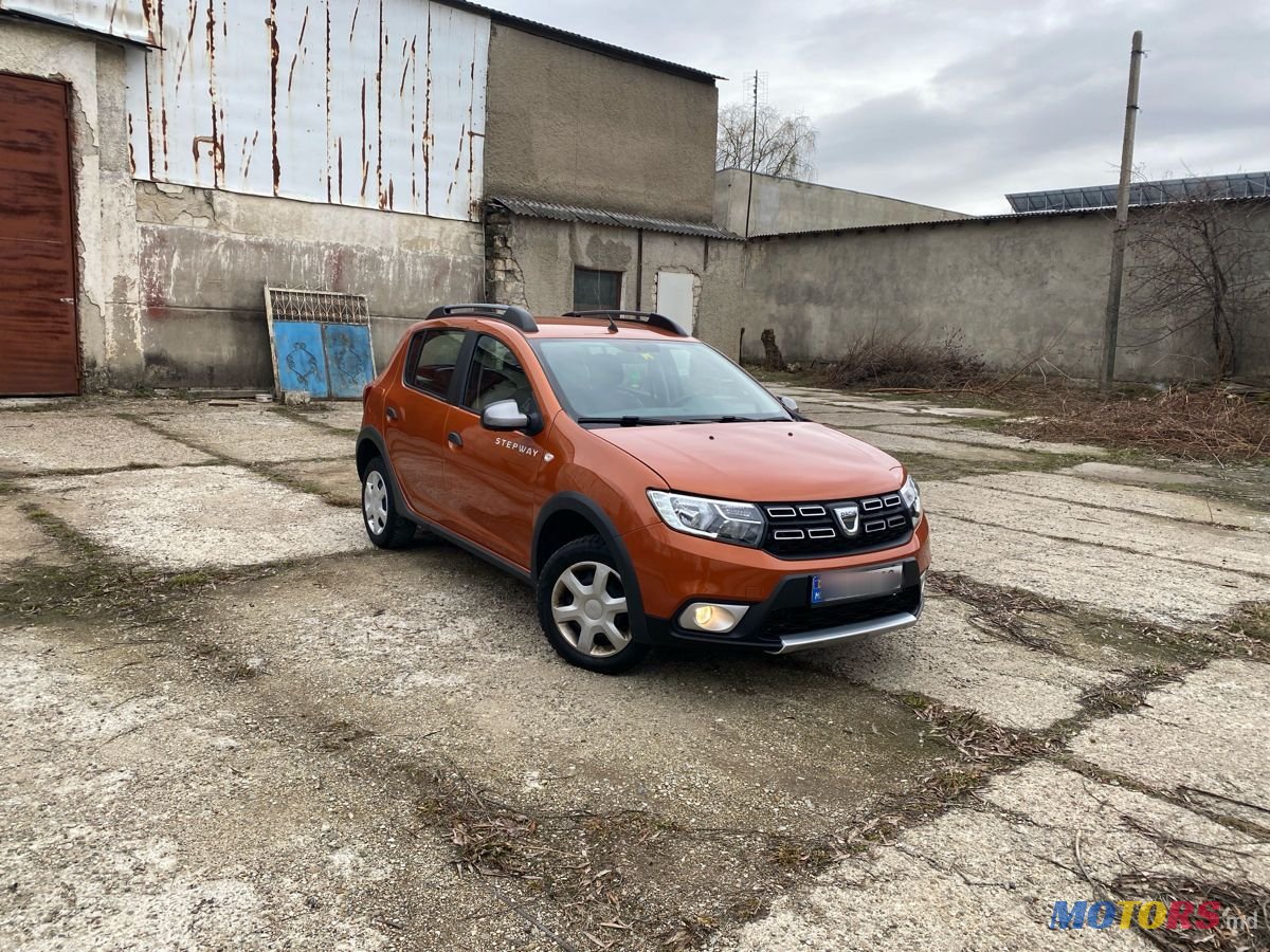 2017' Dacia Sandero Stepway photo #1