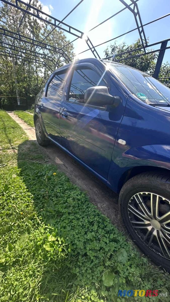 2009' Dacia Logan photo #1