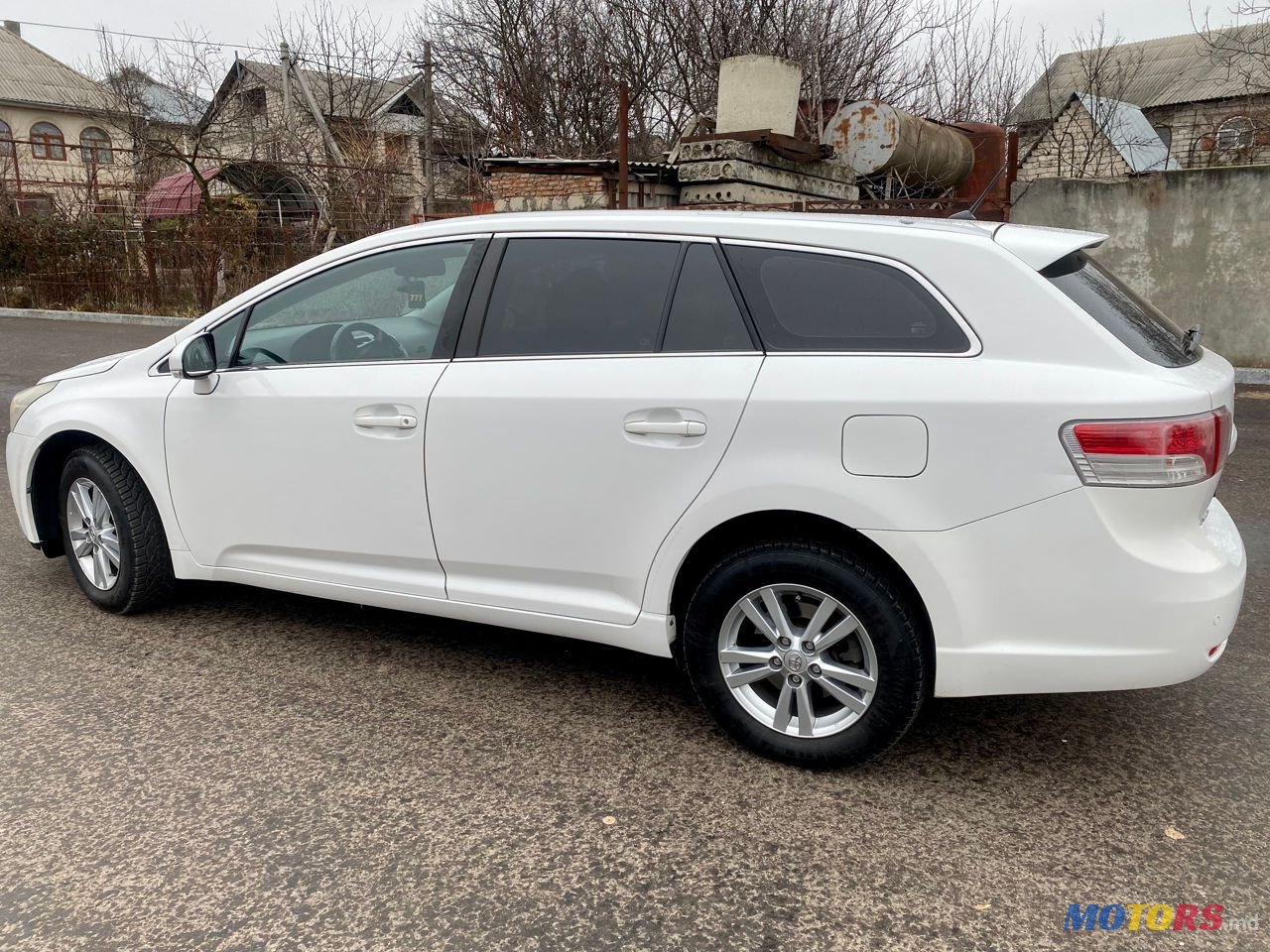 2010' Toyota Avensis photo #6