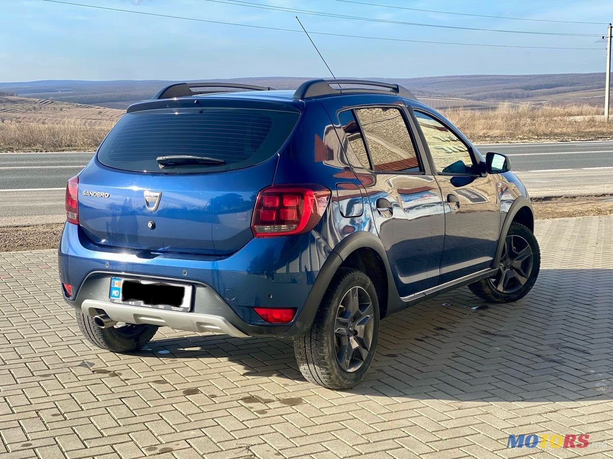 2017' Dacia Sandero Stepway photo #3