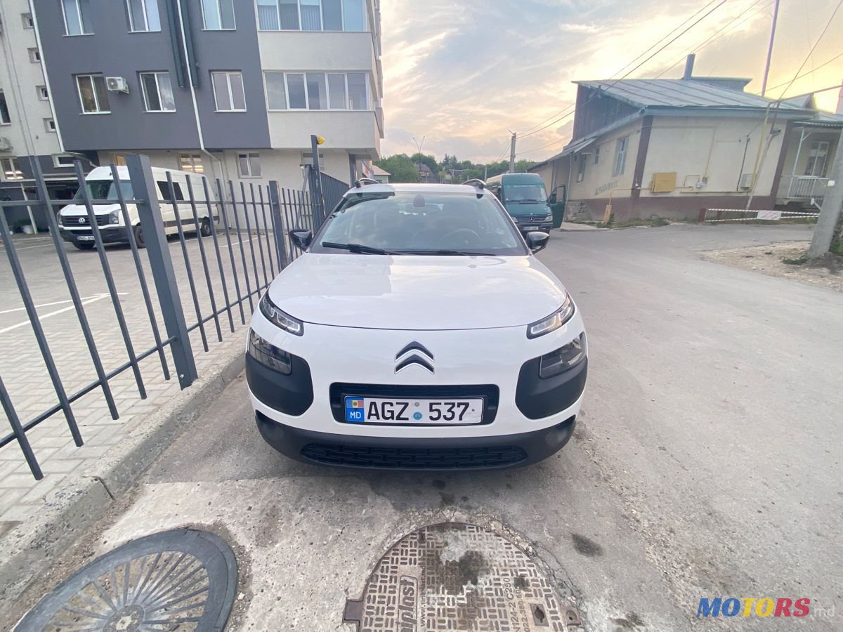 2015' Citroen C4 Cactus photo #2