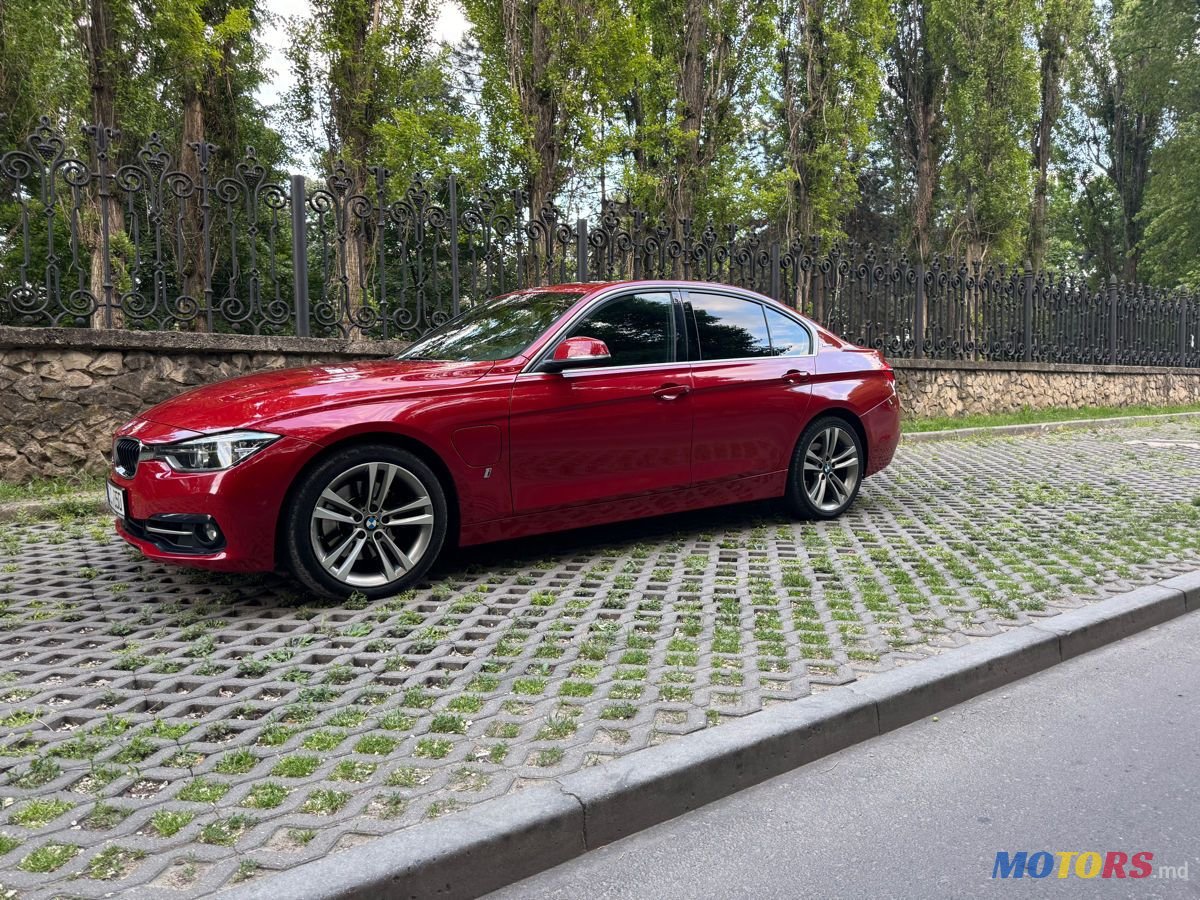 2017' BMW 3 Series photo #2