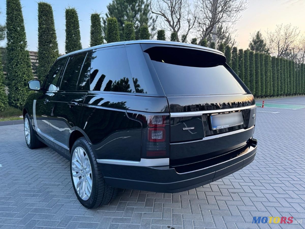 2015' Land Rover Range Rover photo #4