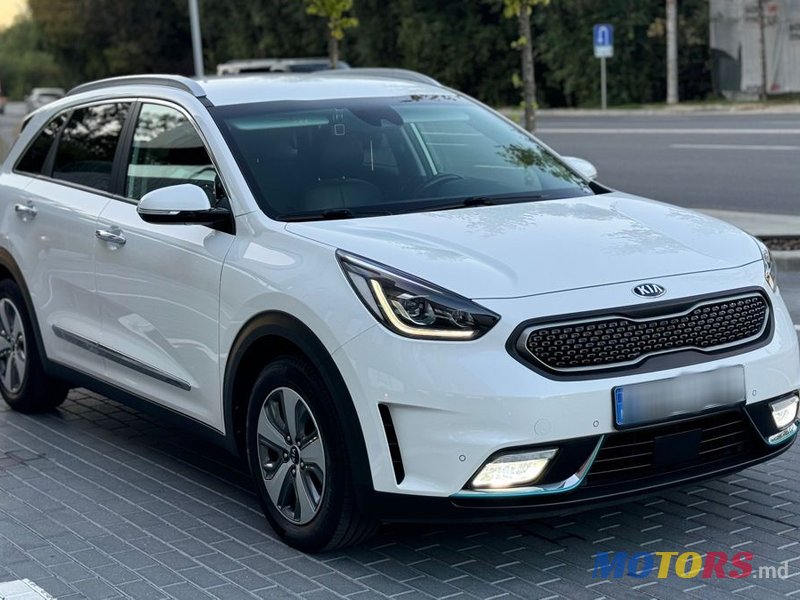 2019' Kia Niro photo #2