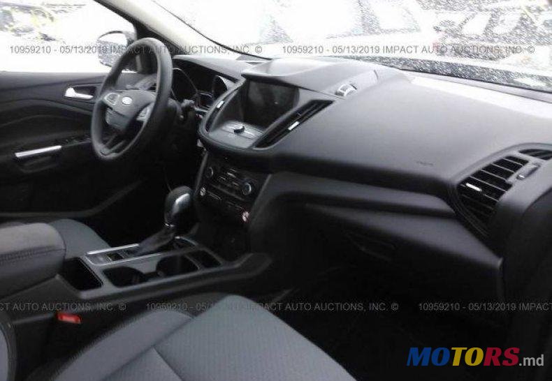 2019' Ford Escape photo #1