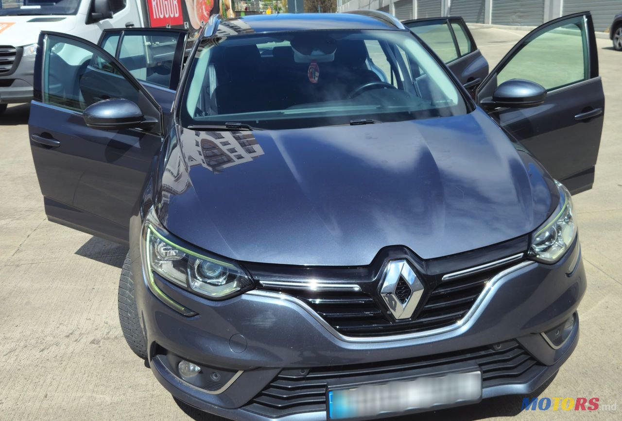 2020' Renault Megane photo #4