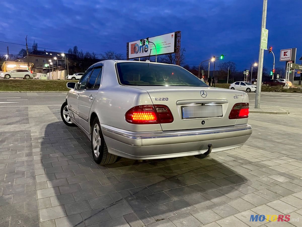2000' Mercedes-Benz E-Class photo #1