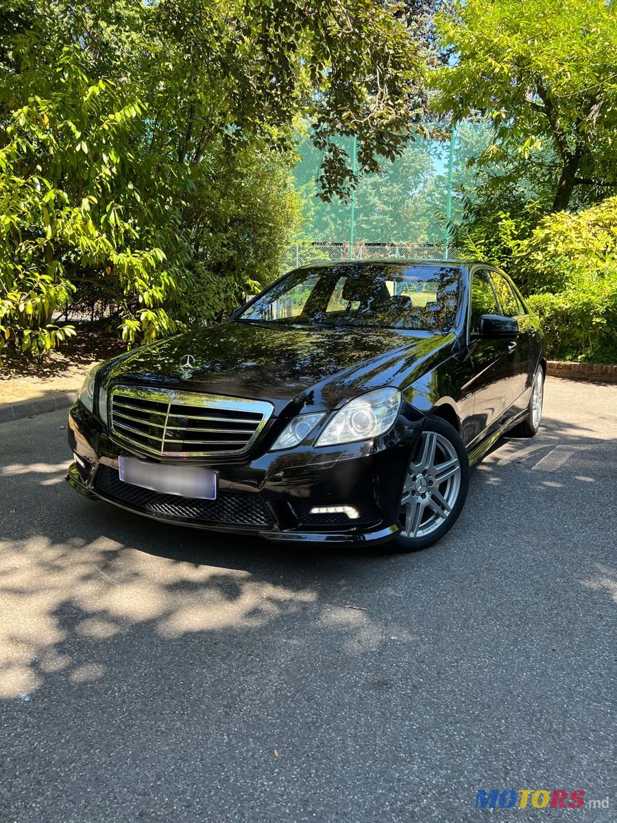 2009' Mercedes-Benz E Класс photo #3