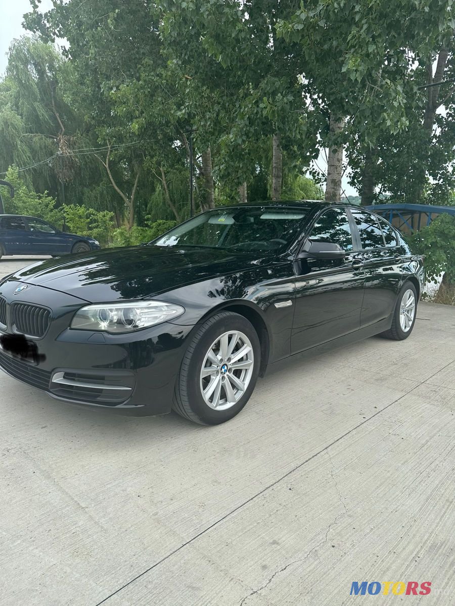 2015' BMW 5 Series photo #5
