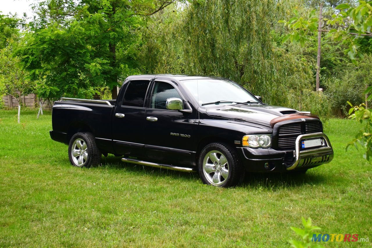 2004' Dodge Ram photo #1