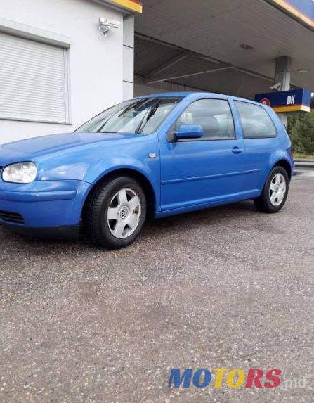 2001' Volkswagen Golf photo #1