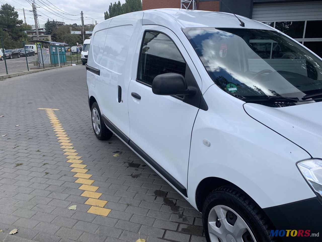 2013' Dacia Dokker Van photo #2