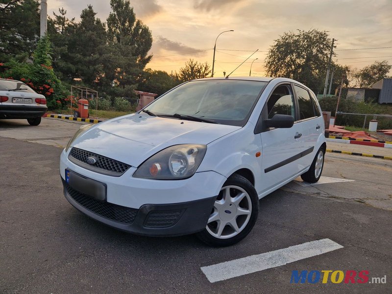 2007' Ford Fiesta photo #4