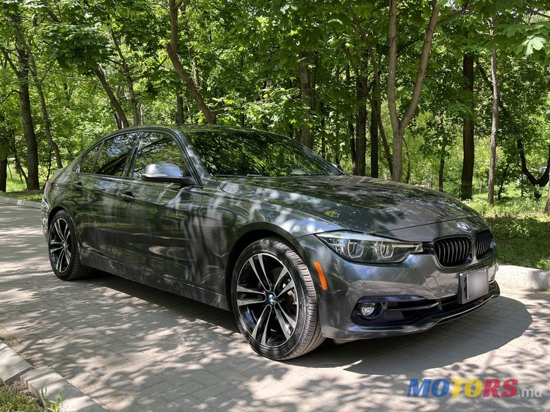 2017' BMW 3 Series photo #3