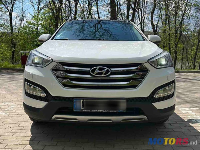 2015' Hyundai Santa Fe photo #1