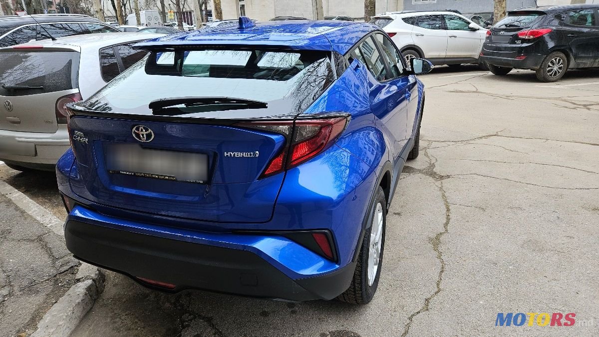 2021' Toyota C-HR photo #6