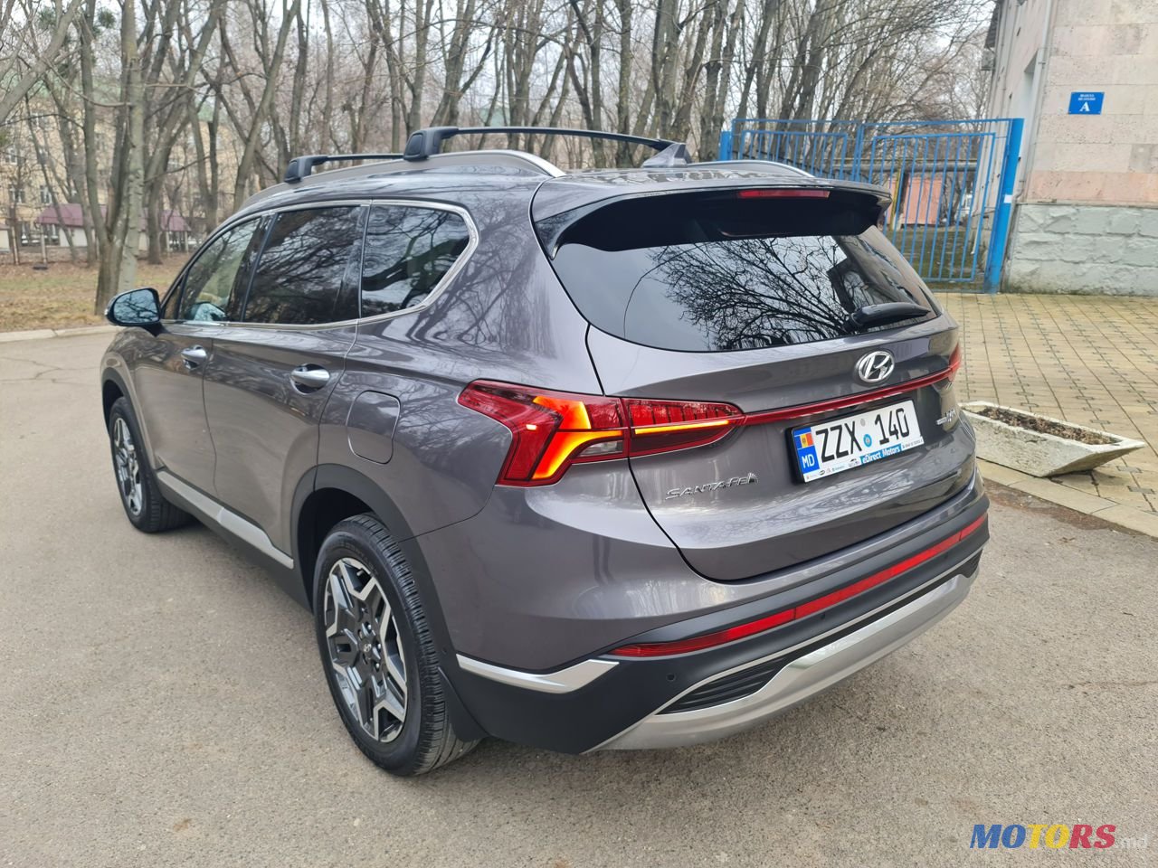 2021' Hyundai Santa Fe photo #3