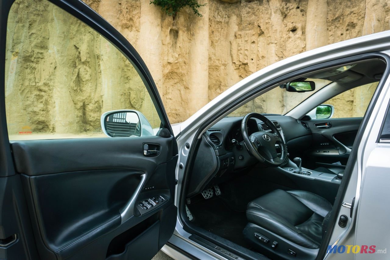 2006' Lexus Is Series photo #3