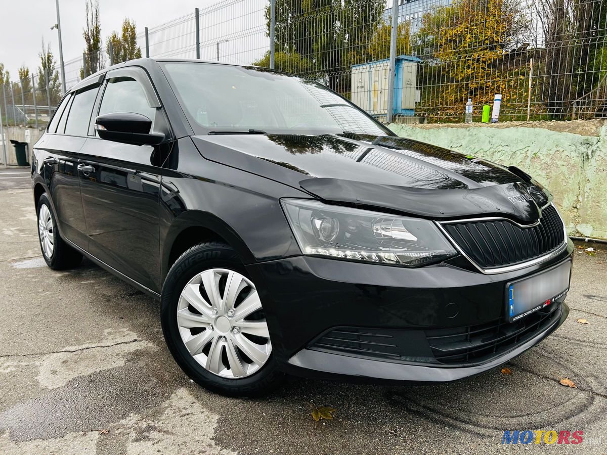 2016' Skoda Fabia photo #1