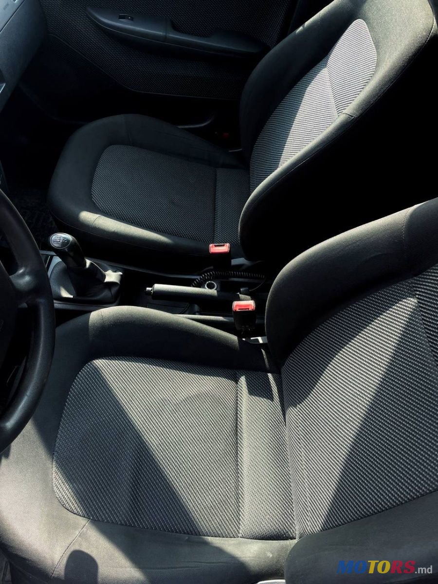 2005' Skoda Fabia photo #5