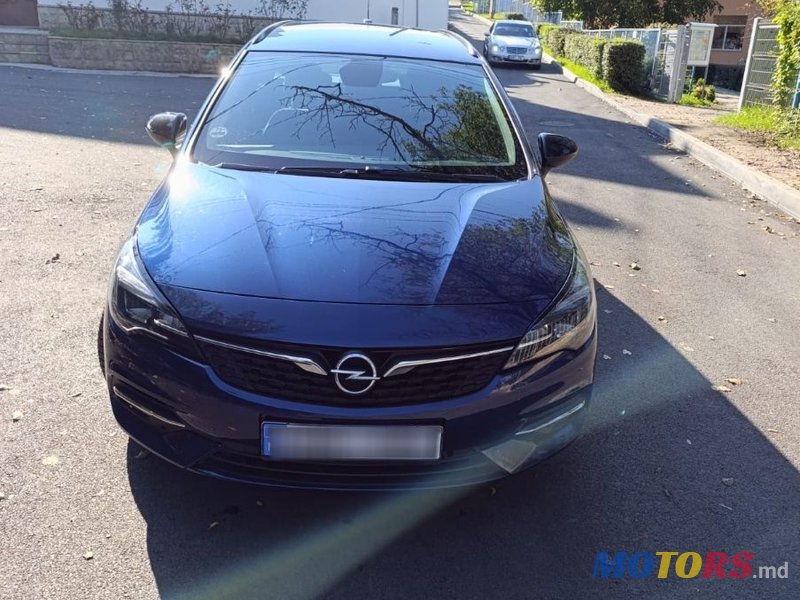 2021' Opel Astra photo #2