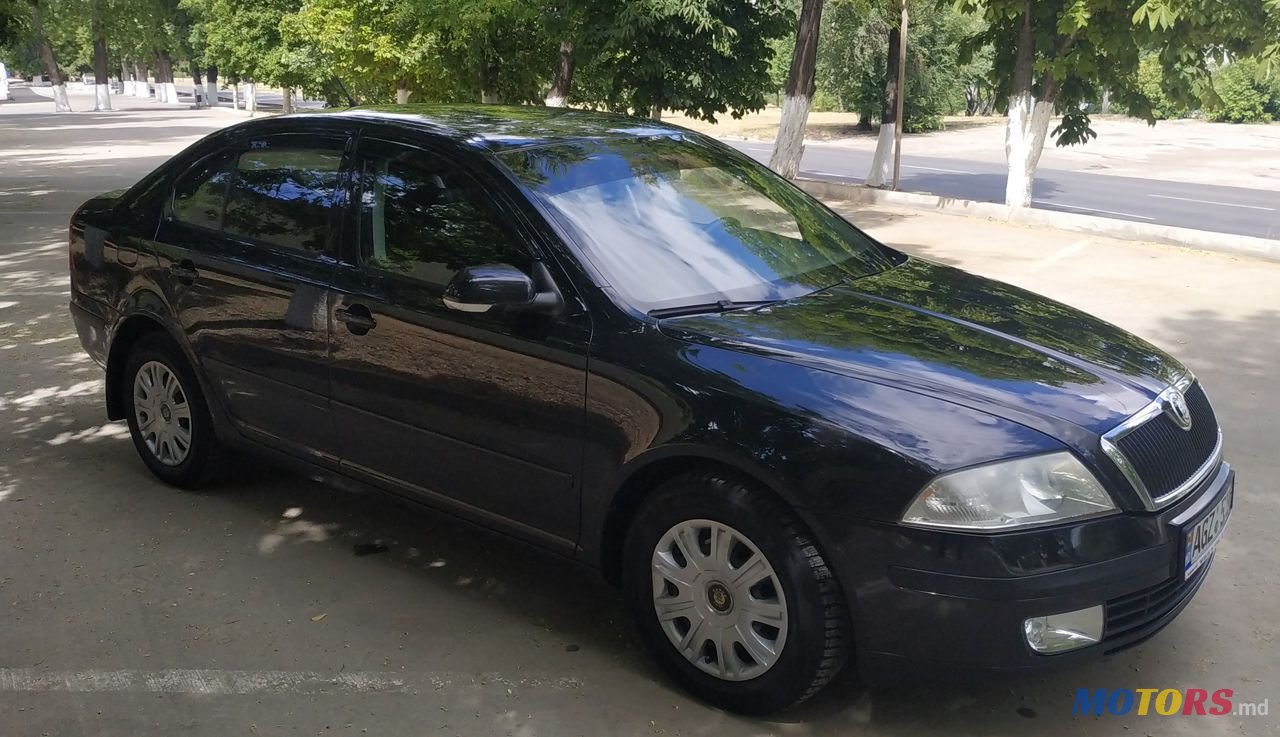 2007' Skoda Octavia photo #1