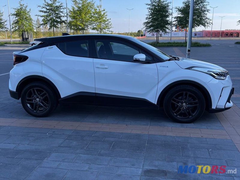 2021' Toyota C-HR photo #4