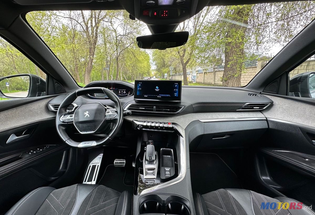 2021' Peugeot 5008 photo #5